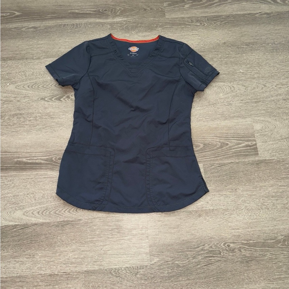 Scrub Top
